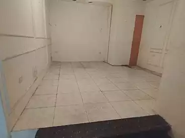 Shops For sale in Abou Quer St - El Horeya Rd, Ganaklis, 70 sqm