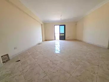 Apartments For sale in Sixth Neighborhood, Zahraa El Maadi, 145 sqm