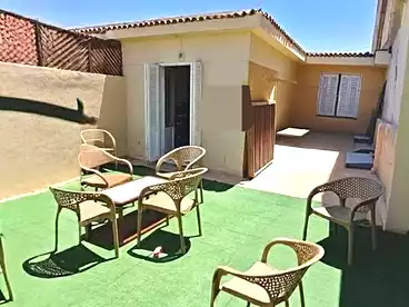شقق للبيع في الهانوفيل، العجمي، 140 متر