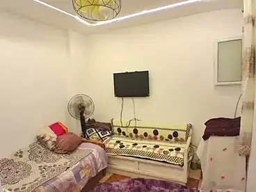 شقة بحديقة للبيع في شارع كفر العجمي، البيطاش، 75 متر