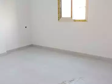 شقق للبيع في شارع الخمسين، النزهة 2، 110 متر