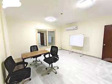 Offices For rent in Carrefour Main Street, Zahraa El Maadi, 240 sqm