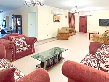 شقق للبيع في شارع ملك حفني، المنتزه، 201 متر