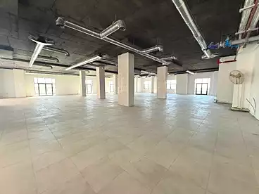 Properties For rent in Southern 90th St., 90th Street, 2000 sqm