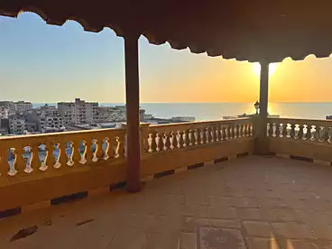 Roof For sale in El Hanouvel, Al Agamy, 250 sqm