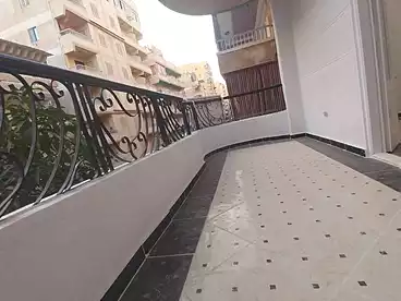 Apartments For sale in Shatee El Nakheel, Al Agamy, 100 sqm