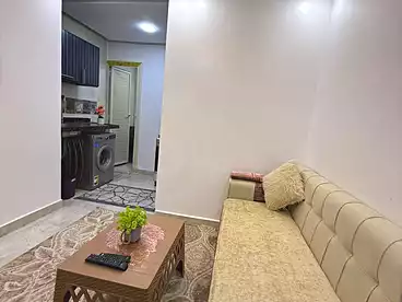 ستوديو للإيجار في المجاورة السادسة، الحي الأول، 50 متر