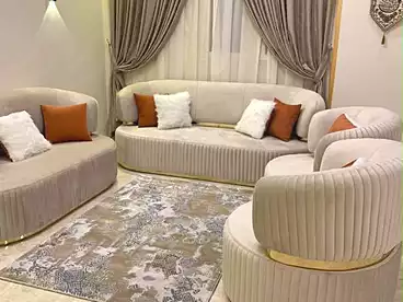 شقق للبيع في شارع خالد بن الوليد، جنوب الاكاديميه (د)، 200 متر