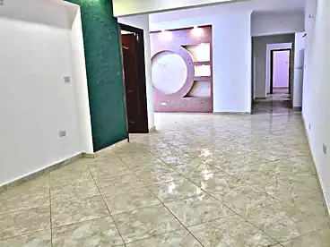 Apartments For sale in Ismael Kamel St., Helwan El Sharkeya, 165 sqm