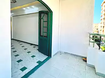 شقق للبيع في شاطئ النخيل - ٦ اكتوبر، العجمي، 100 متر