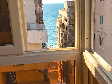 شقق للبيع في شارع زاخر، المندرة، 160 متر