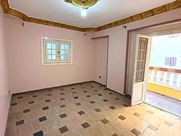 Apartments For sale in Gamal Abdel Nasser St., El Mandara, 155 sqm
