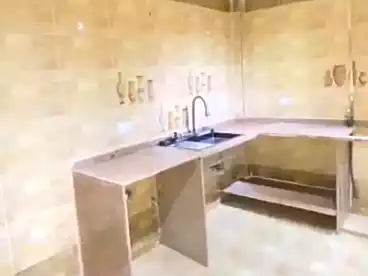 شقق للبيع في شارع الاربعين، بيانكي، 160 متر