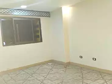 إداري للإيجار في شارع جمال عبد الناصر، ميامي، 130 متر