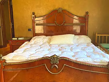 Apartments For rent in Neighborhood 7th, West Somid, 1200 sqm