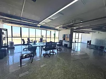 إداري للإيجار في ريحانة بلازا - مرشدي جروب، كمبوند بالمعادي، 300 متر