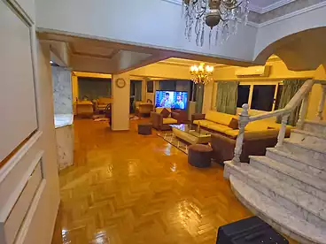 عقارات للإيجار في كورنيش النيل، العجوزة، 300 متر
