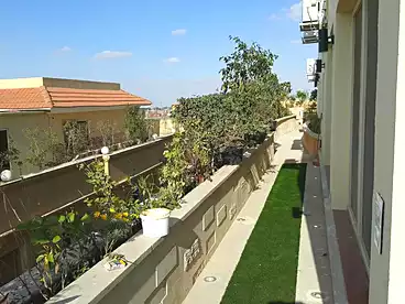 Apartments For sale in Street 28, Fifth Neighborhood, 300 sqm