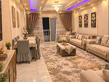شقق للبيع في شارع أحمد راسخ، المريوطية، 160 متر