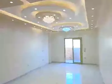 شقق للبيع في شارع مسجد عزام، حلوان، 185 متر