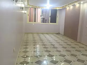 شقق للإيجار في شارع المجزر الالي، اللبيني، 150 متر