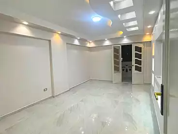 Apartments For sale in Gamal Abd El Nasir St, Sidi Beshr Bahri, 155 sqm