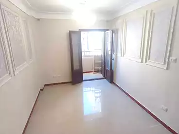Apartments For rent in Gamal Abdel Nasser St., Miami, 110 sqm