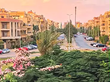 Apartments For sale in Abbas Mahmoud El Akad St., South Academy (D), 200 sqm