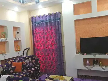 شقق للبيع في شارع المجزر الالي، اللبيني، 100 متر