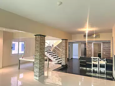 دوبلكس للبيع في شارع يوسف الجندي، النرجس عمارات، 225 متر