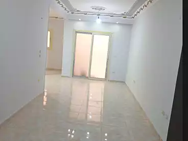 Apartments For sale in Nile Corniche St., Hadayek Helwan, 110 sqm