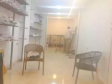 محلات للبيع في البيطاش، العجمي، 34 متر