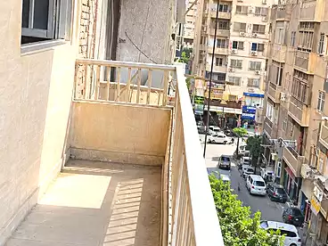 شقق للبيع في اللبيني، فيصل، 160 متر