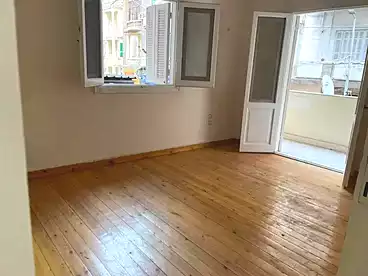 Administrative For rent in Sporting, Alexandria, 135 sqm