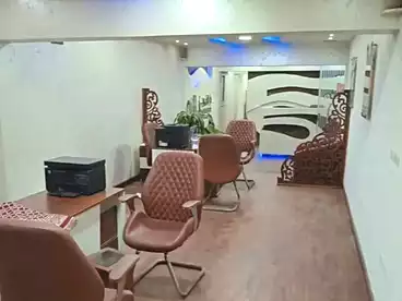 عقارات للإيجار في شارع خالد بن الوليد، سيدي بشر بحري، 160 متر