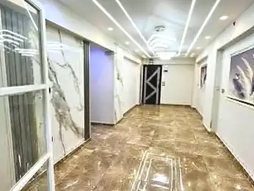 شقق للبيع في البيطاش، العجمي، 120 متر