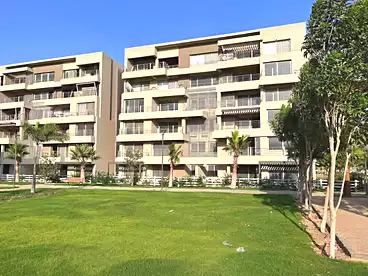 Apartments For sale in Capital Gardens Compound - Palm Hills, Compounds in New Cairo, 190 sqm