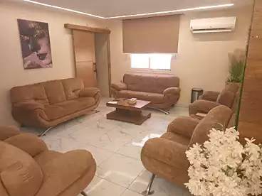 Offices For rent in Zahraa El Maadi St, Zahraa El Maadi, 200 sqm