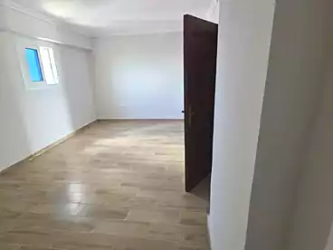 Apartments For rent in El Mandara Bahri, El Mandara, 180 sqm