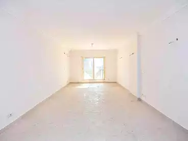 شقق للبيع في محرم بك، الاسكندرية، 175 متر