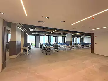 Offices For rent in Northern 90th St., 90th Street, 1400 sqm