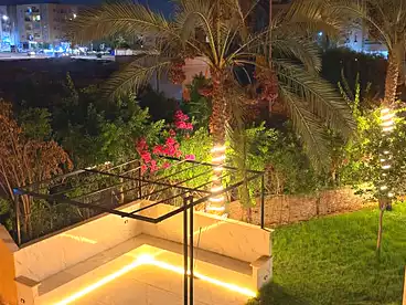 شقق مفروشة للإيجار في المجاورة السادسة، الحي الأول، 180 متر