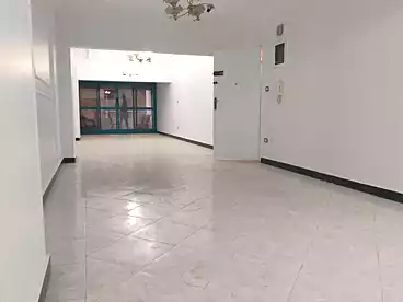 شقق للبيع في شارع خسرو باشا، حلوان الشرقية، 200 متر