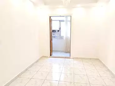 عقارات للبيع في كامب شيزار، الاسكندرية، 80 متر