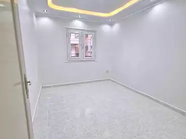 Apartments For sale in Shatee El Nakheel, Al Agamy, 100 sqm