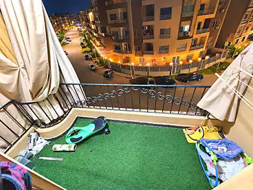 في عمارات الاندلس، الأندلس 2، 165 متر