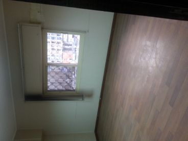 listing-image