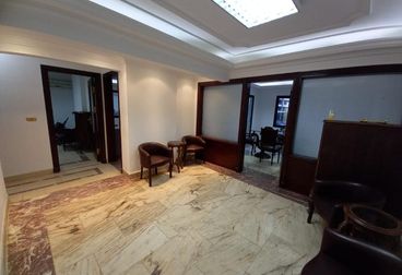 listing-image