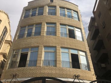 listing-image