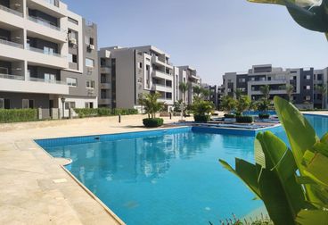 Apartment for sale with an area of 335 sqm + garden of 45 sqm, 35% down payment in High City Obour Compound